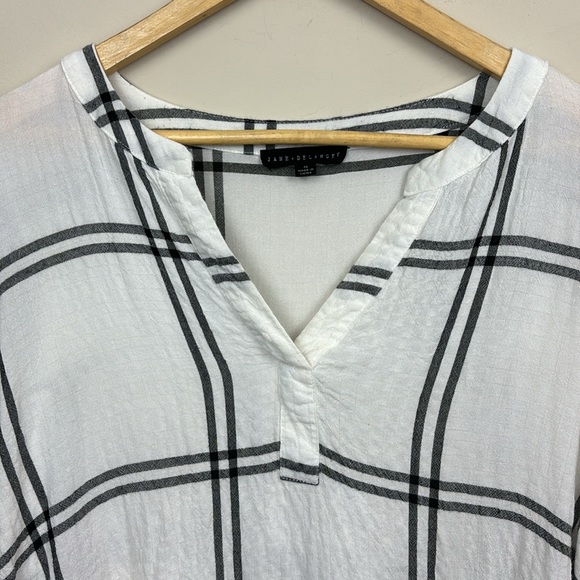 JANE + DELANCEY | Long Sleeve Pull-Over Top; No Button Open Neck; Size M - Picture 5 of 12